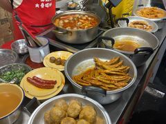 -柳州肥姨妈大骨螺蛳粉(万达中心店)