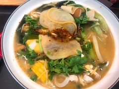 -小蛮椒麻辣烫·麻辣拌(青浦宝龙店)