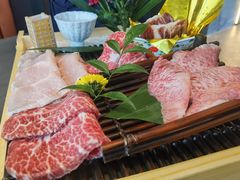 -铭牛烧肉·和牛海鲜自助(高新月牙湖店)