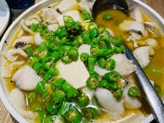 藤椒煮嫩滑鱼片-小大董·烤鸭(凤凰汇店)