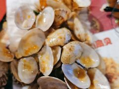 -何记花甲(海岸城旗舰店)