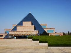 -上海市龙华烈士陵园