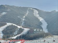 -鳌山滑雪度假区