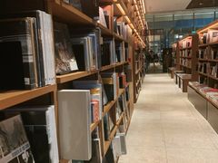 -茑屋书店(天目里店)