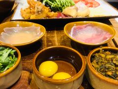 蒙自过桥米线-麦麦山云南菜(复地活力城店)