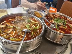 -牟记江湖重庆地标特色菜鱼蛋海鲜羊蝎子(巴南区黑金冠十多年好店)