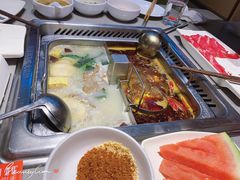 -海底捞火锅(金山百联店)