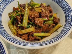小炒黄牛肉-湖南乡情湘菜馆(罗湖店)