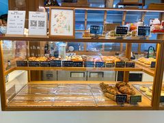 面包甜点陈列柜-慢熟面包店bud bread(孩儿巷店)