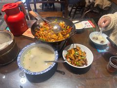 -富正毅三下锅(体育馆店)