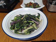 -湘力力小院·鱼汤泡饭(枫林路店)