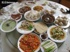 泰山--美食--神憩宾馆--满满一桌-神憩宾馆-餐厅