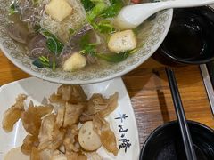 -牛小隆牛肉面馆(四牌楼店)