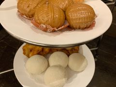 精美双层点心拼盘-常州逸高酒店-中餐厅