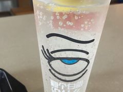 -麦当劳(展览路店)
