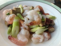 -巧克力渔家.小船海鲜胶东菜(万平口店)