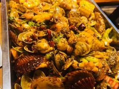 一铁锹海鲜-白玉串城(南六中路店)