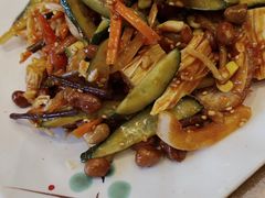 -长寿参鸡汤(朝韩风情街店)