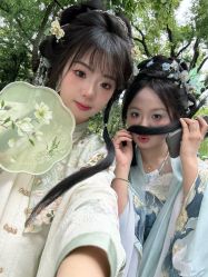 -一揽芳华汉服旗袍体验馆(拙政园店)