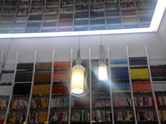 2014921144044-钟书阁(松江泰晤士小镇店)