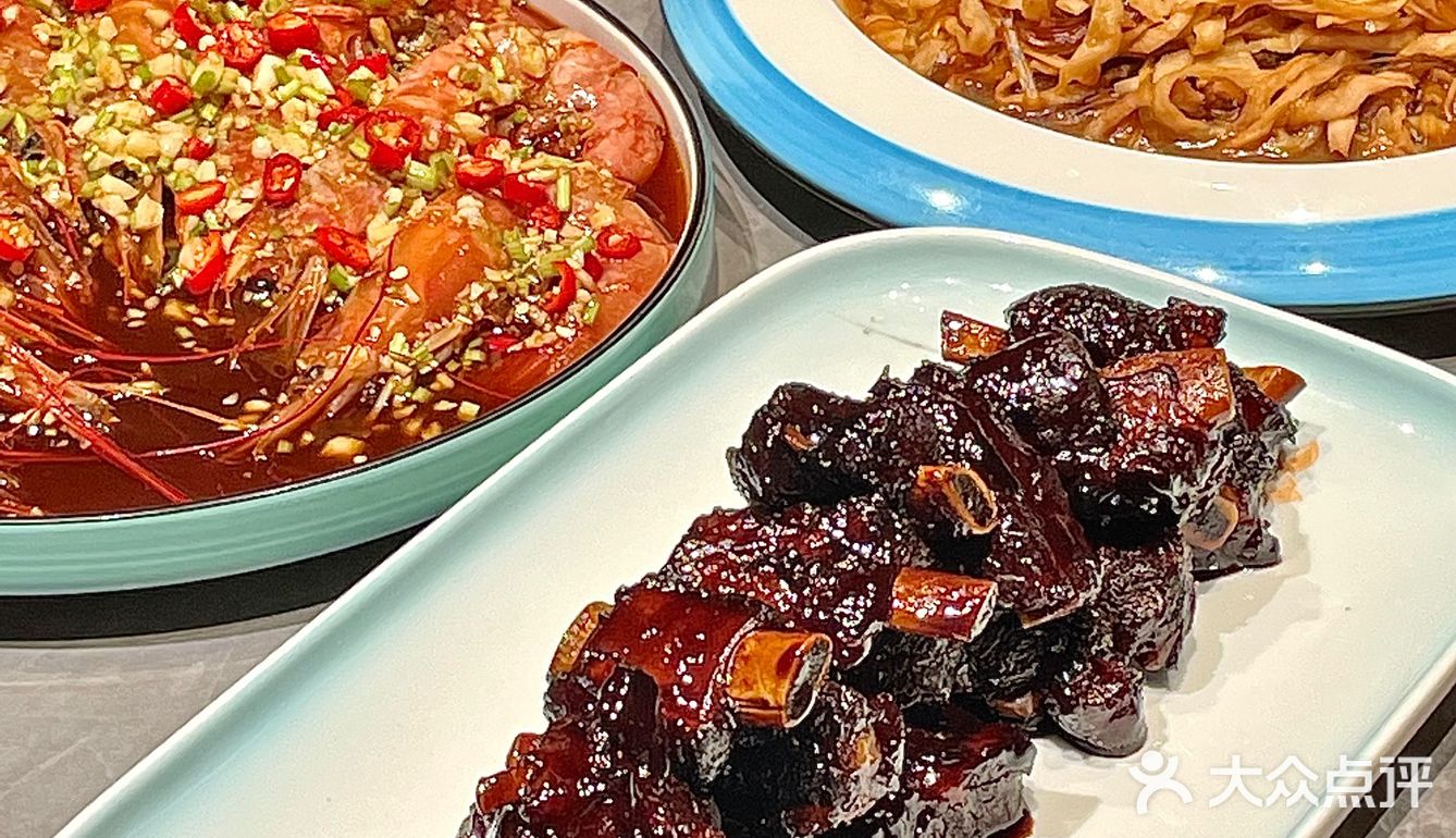 我爸带我来吃的酒馆，碳烤北极贝真的可以