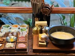 -银米·云南传统过桥米线(双廊黑金冠店)