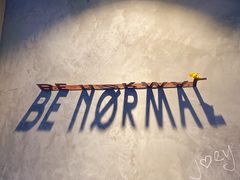 -BE NORMAL CAFE(霞溪路店)