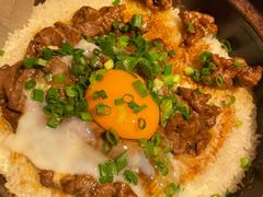 窝蛋牛肉煲仔饭-啫神·广州地标美食(北京路店)