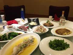 -忆江南酒店(交通大学咸宁路地铁站店)