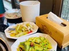 -六州府地锅鸡·农家菜·龙虾(未来科技城店)