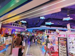 -LuckyStar幸运星家庭娱乐中心(东莞国贸店)