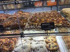 -面包新语(滨湖万达店)