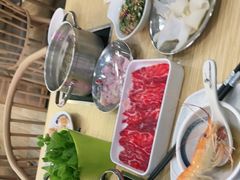 -杨老板·海鲜集市火锅·鲜切牛肉(中防万宝店)