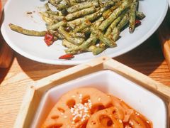 -蜜桃餐厅·伴山(湖滨商业街店)