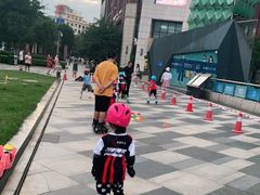 -极致童蒙轮滑运动中心(五环店)