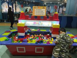 -美+纷儿童乐园(映月湖环宇城店)