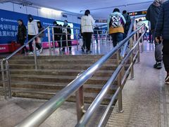 -常熟路(地铁站)