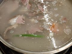 -老石黑山羊毛驴肉火锅(金凯广场店)