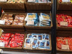 -来伊份1038(新村路三店)