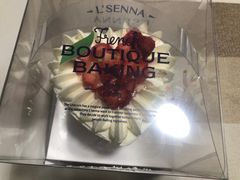 -罗森尼娜(德思勤店)
