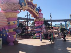 -七彩云南欢乐世界