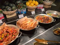 -圣丰索菲特·2 On 988 Café 自助餐厅