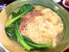 鲜虾云吞面-咖啡苑自助餐厅·中国大饭店