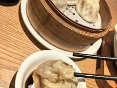 蟹粉小笼包-二泉园老菜馆·百年无锡菜