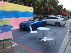 北国商城门口BMW展位-北国商城(邢台店)