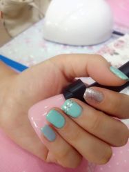 -蔓晨美甲工作室