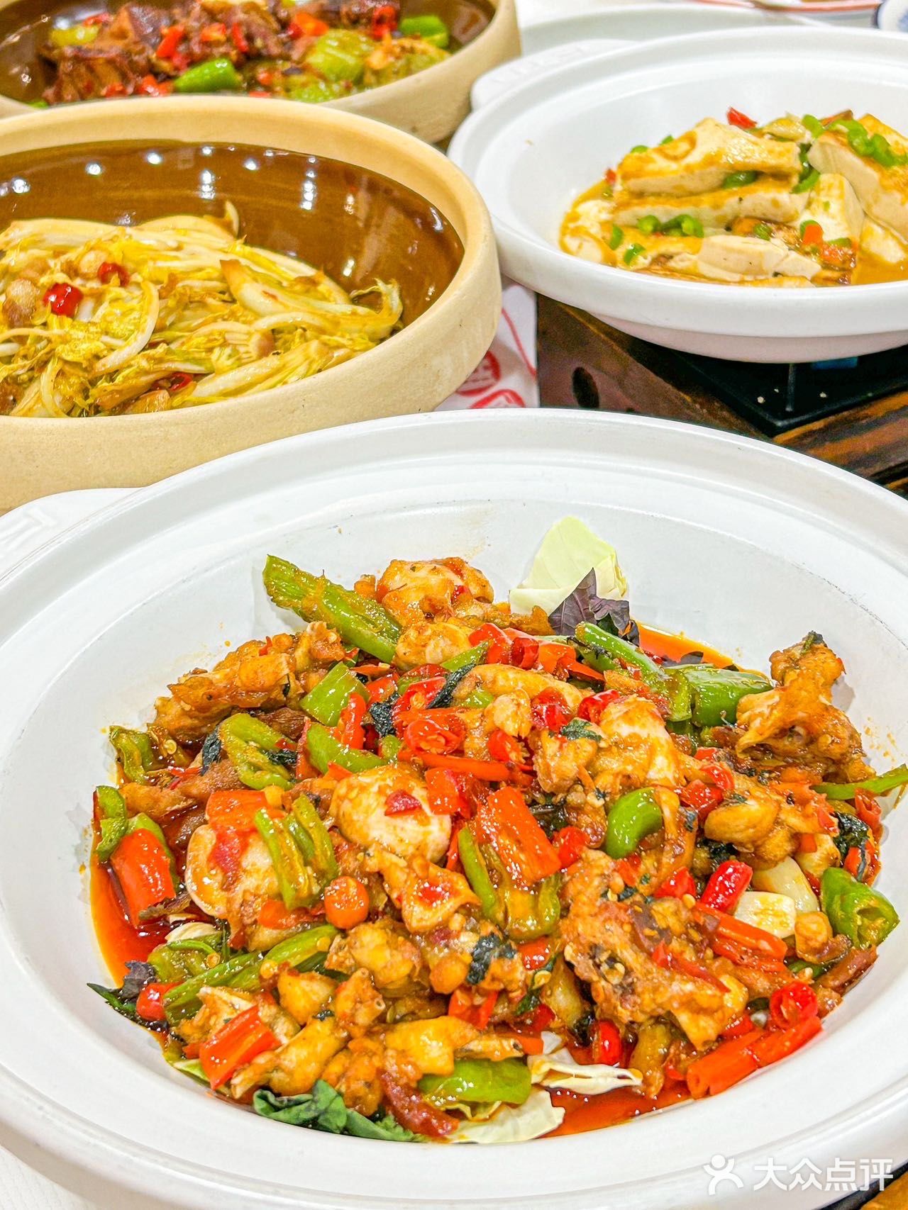 今日打卡东莞味道超正的湘菜馆，人均30+，好吃哭了！！