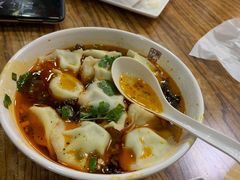 酸汤水饺-老陕兄弟(彩虹新城店)