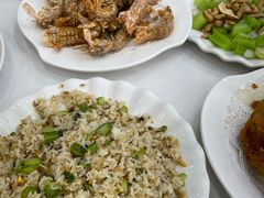 三文鱼肉碎炒饭-新享乐海鲜(翠华路店)