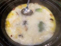 花胶海参煲鸡-喜上喜鸡煲翅(吉大店)